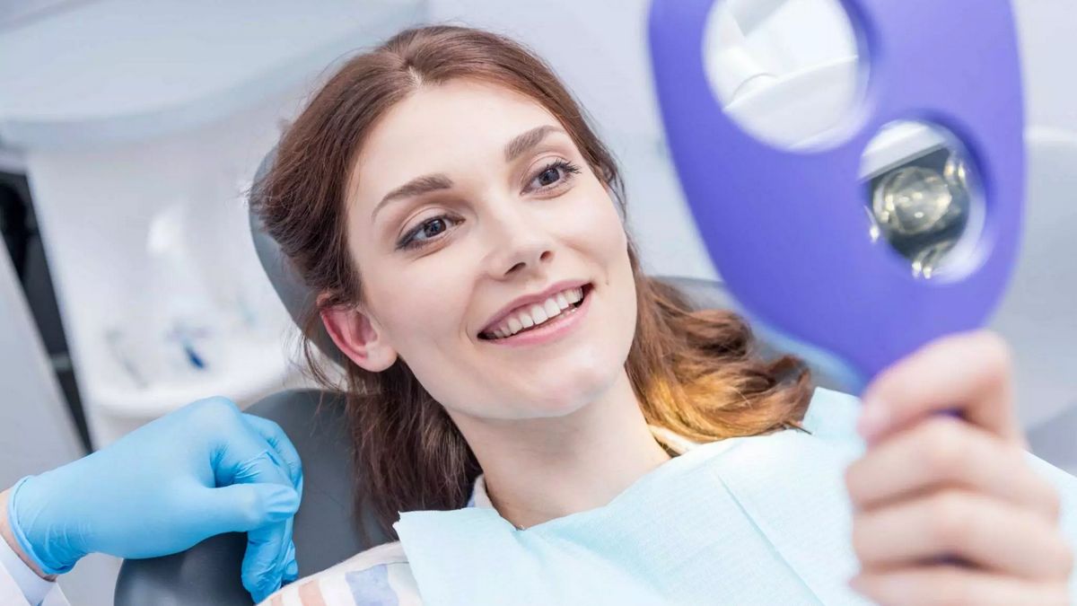 Подробнее о статье Ультразвуковая чистка или отбеливание зубов?